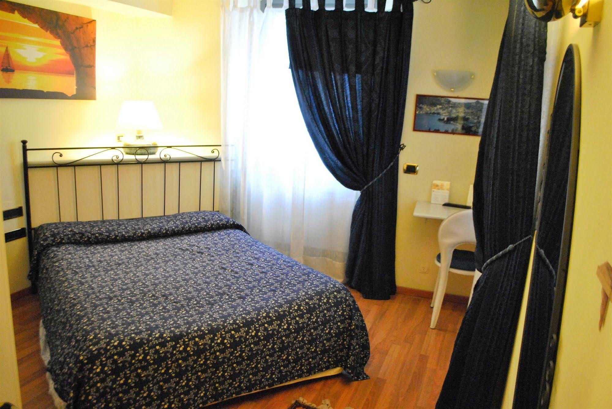 Hotel Il Loggiato Dei Serviti Όπως Εξωτερικό φωτογραφία